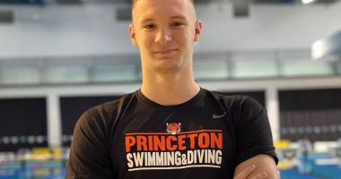 Stire din Sport : Constănţeanul Patrick Dinu trăieşte visul american. „Mă concentrez pe înot, dar şi pe şcoală”