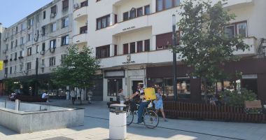 Stire din Eveniment : Pericol pe străzile pietonale din Constanța. Bicicliștii și utilizatorii de trotinete, vizați de amenzi usturătoare