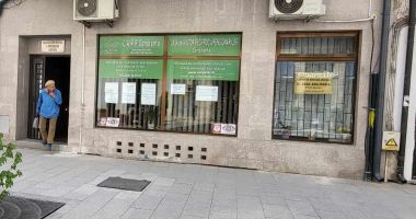 Bătrânețe, haine grele! Pensionarii se împrumută ca să aibă ce să pună pe masa de Paște - 2