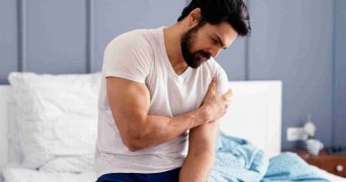 Stire din Sănătate : Inflamaţia articulaţiei umărului se reduce cu ajutorul tratamentelor