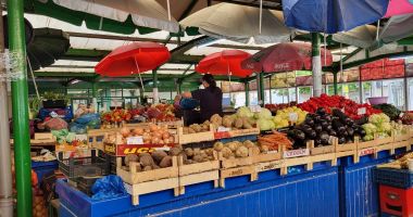 Stire din Social : Mercurialul cămării. Gospodinele ar cumpăra de toate, dar le împiedică prețurile