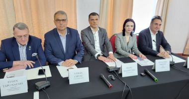 Stire din Politică-Administrație : Liberalii susţin acordarea voucherelor de vacanţă pentru angajaţii de la privat