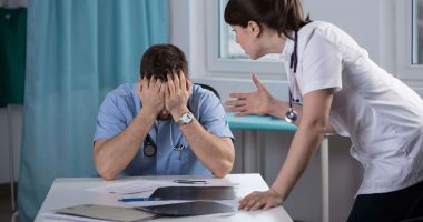 Stire din Social : Nu lăsați tinerii să plece din țară și oferiți-le locuri de muncă! Deficit de medici în spitalele constănțene!