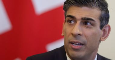 Stire din Actualitate : Premierul britanic l-a asigurat pe Volodimir Zelenski că Regatul Unit va continua să sprijine Ucraina