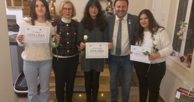 Stire din Cultură-Educație : Premii naționale pentru elevii merituoși ai cercului de limba italiană, inițiat de Colegiul de Arte din Constanța