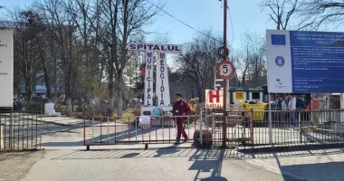 Stire din Social : Mucuri de țigară pe jos, în UPU Medgidia! Conducerea unității sanitare respinge acuzațiile
