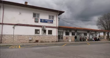 1 Mai bate la ușă, iar gările de pe litoral sunt în șantier. Trenurile nu mai ajung la Mangalia - 2
