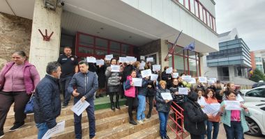 Angajații Casei de Pensii au ieșit în stradă. "Nu avem salarii nesimțite!" - 3