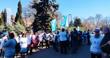 Din cancelarie în stradă. Profesorii ar putea boicota examenele naționale din această vară - 2