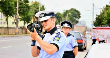 Străzile sunt pline de vitezomani, iar polițiștii au prea puține radare! - 2