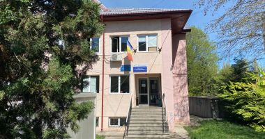 Când puneți legea în aplicare? Instituții publice și private din Constanța, inaccesibile pentru persoanele în scaun cu rotile - 3