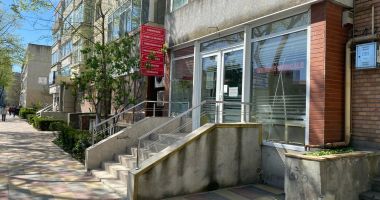 Când puneți legea în aplicare? Instituții publice și private din Constanța, inaccesibile pentru persoanele în scaun cu rotile - 7