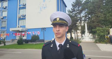 Momente emoționante pentru elevii și studenții din anul I ai Forțelor Navale Române - 4