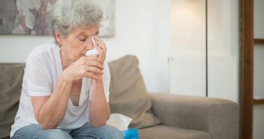 Caz revoltător. Și-a bătut mama cu bestialitate pentru că nu a fost de acord să facă schimb de case - 2