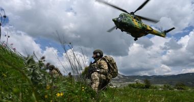 Stire din Eveniment : Recrutarea rezerviștilor militari voluntari, prelungită până la sfârșitul lunii iulie
