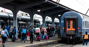 Stire din Social : Studenții își pierd dreptul de a călători accesibil! "Își bat joc de noi. Nu suntem susținuți deloc"