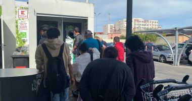 Te pui cu românii? Cum reușesc să păcălească automatele de reciclare - 2