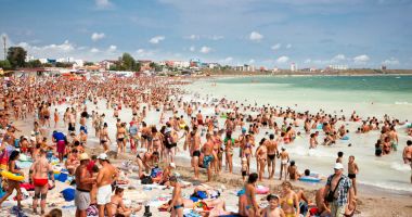 Minivacanța de Rusalii aduce peste 70.000 de turiști pe litoralul românesc
