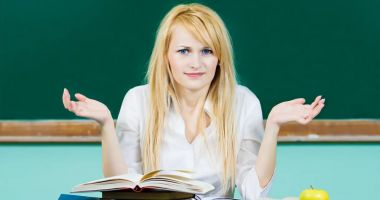 Rămân profesorii fără salarii de sărbători? Ministerul Educației a încurcat socotelile - 2