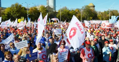 Stire din Social : Nemulțumiri în sistem. Federația Sanitas critică noile variante ale legii salarizării din sănătate