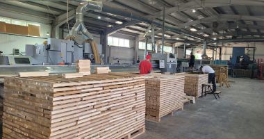 Stire din Economie : România ar putea trece la săptămâna de lucru de patru zile. Beneficii pentru angajatori și angajați