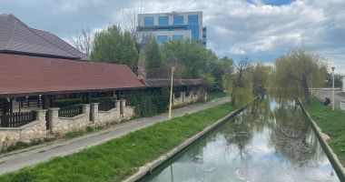 Satul de Vacanță, locul care a intrat într-un con de umbră! „Ne pierdem identitatea” - 5