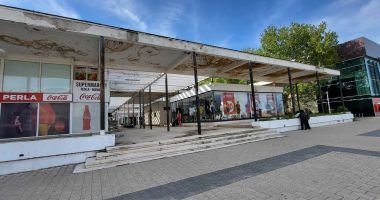 GALERIE FOTO / Satul de Vacanţă, lipsit de muşterii, la început de sezon estival - 3