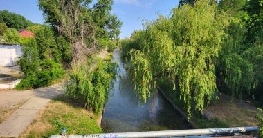 Satul de Vacanţă, scump şi "zugrăvit" în nuanţe terne, la început de sezon estival - 8