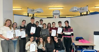 Stire din Cultură-Educație : Proiectul ”My Compass”, șansa liceenilor ovidieni de integrare în familii italiene