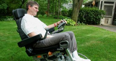 Stire din Sănătate : Scleroza multiplă nu duce întotdeauna pacientul la invaliditate