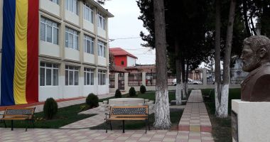 Anchetă la Școala "Constantin Brâncuși" din Medgidia. "Pentru renumele instituției merg și la președintele României!" - 3