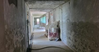 Clopoțelul va suna printre schele? Reabilitările școlilor din Constanța lasă elevii fără clase și părinții fără răbdare - 7