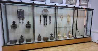 Sculptorul Vasile Moldoveanu dă lecţii despre arta cioplitului în lemn, la Constanţa - 5