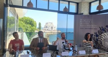 Gong inaugural SEAS, la Casa de Cultură, cu un spectacol regizat de directorul Teatrului de Stat - 2