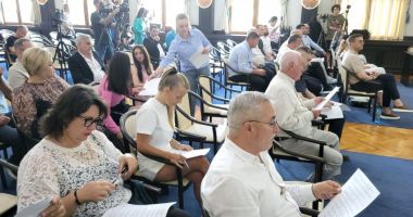Stire din Politică-Administrație : CJC a decis ca pacienţii cardiaci critici să beneficieze de echipamente moderne