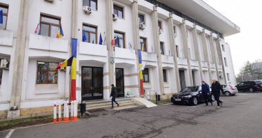 Consilierii locali din municipiul Constanţa se reunesc să voteze bugetul de venituri şi cheltuieli
