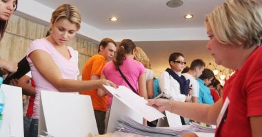 Stire din Social : Absolvenții de minimum 16 ani pot beneficia de indemnizație de șomaj pentru șase luni