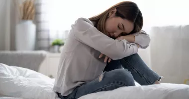 Stire din Sănătate : Mergeți prin somn? Cauzele și riscurile somnambulismului