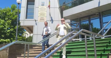 Stire din Eveniment : Afaceristul Erdivan Memedula, condamnat după ce a recunoscut mita dată lui Marius Sponoche