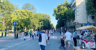 Stire din Social : Tinerii din Constanța au șansa de a deveni pilonii dezvoltării orașului. "Noi suntem schimbarea"