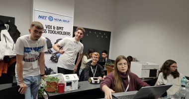 Stire din Cultură-Educație : Rezultate meritorii pentru elevii constănțeni la cea mai mare competiție de robotică școlară