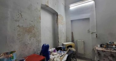 Surdo-muţii, "îngropaţi" în igrasie. "Oamenii nu vor să mai vină la sediu. Le este teamă să nu se îmbolnăvească" - 6