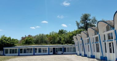 Stire din Social : Taberele copilăriei noastre, între amintiri și ruină. Doar două mai funcționează pe litoral