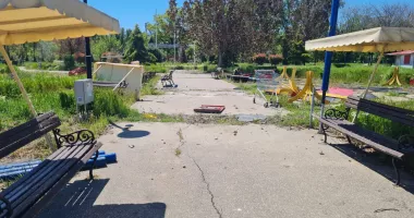 Cel mai mare loc de joacă din Constanța, închis fără termen. „Țara Piticilor” s-a transformat într-o junglă - 7