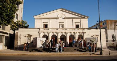 Clasica treabă românească! Spectacole cu improvizații tehnice în sala mare a Teatrului de Stat Constanța - 2