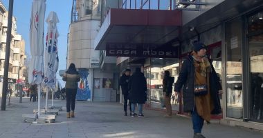 Stire din Social : Țeapa agențiilor de modelling revine în forță la Constanța! "Au o mare vrăjeală în ei"