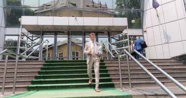Stire din Eveniment : În absența inculpatului principal, doi martori audiați în dosarul de abuz în serviciu al primarului suspendat Cristian Radu