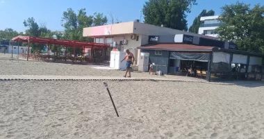 Pe litoral, între fițe și rușine! „Plătim șezlonguri, dar nu avem unde merge la toaletă” - 2
