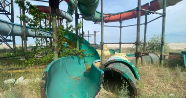 Toboganele uitării, „fantomele” stațiunii Mamaia, care se degradează pe zi ce trece - 2
