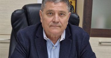 Stire din Politică-Administrație : Vești bune pentru copiii din Movilița. Primarul din Topraisar a anunțat că școala lor va fi gata în toamnă